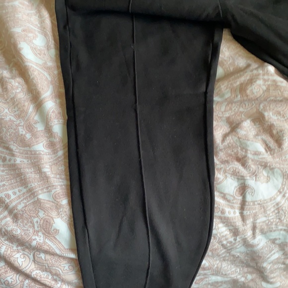 ‼️‼️SOLD‼️‼️ Zippered FOREVER 21+ Black Pants - 3XL - Picture 5 of 7